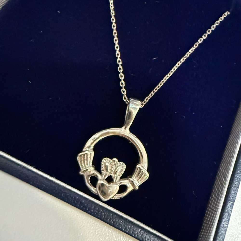 silver necklace brand new